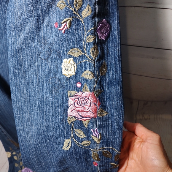 Disney Tinkerbell Midrise Bootcut Jeans Size 4 - Picture 5 of 10